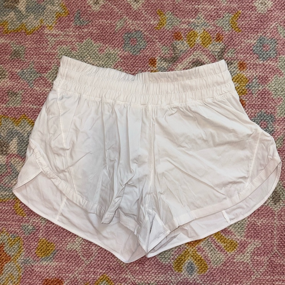 Lululemon Tracker High-Rise Shorts